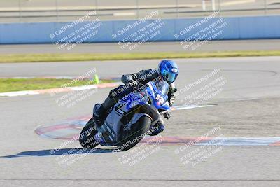 media/Jan-20-2023-Fastrack Riders (Fri) [[f2ad32aba3]]/Private/session 5 turn 13/
